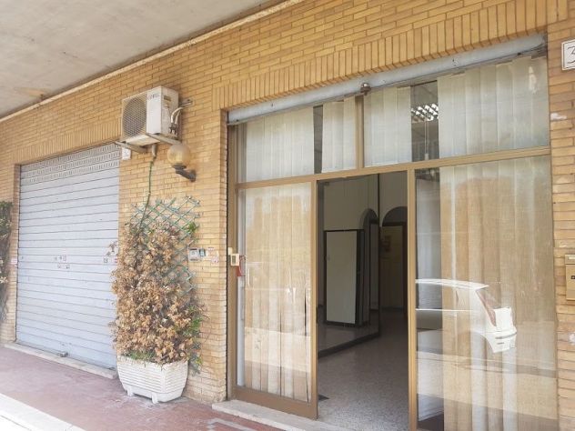 negozio in affitto a Roma in zona Ottavia