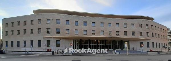 negozio in affitto a Roma in zona Nomentano