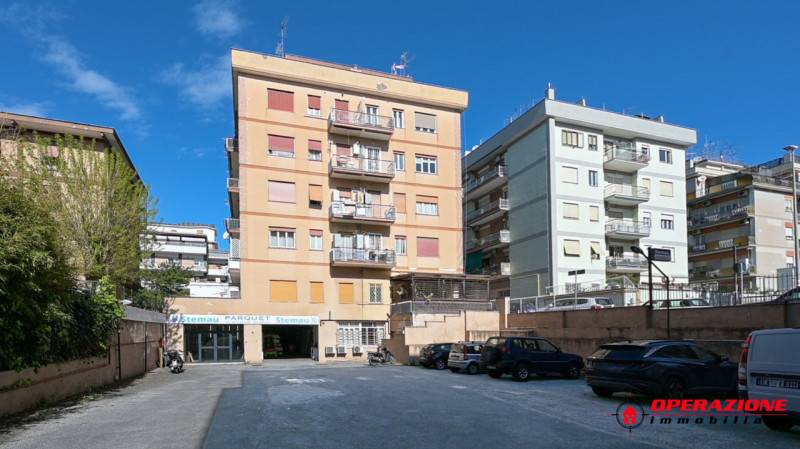 locale commerciale in affitto a Roma in zona Primavalle