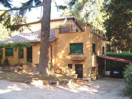 casa indipendente in affitto a Roma in zona Appio Pignatelli
