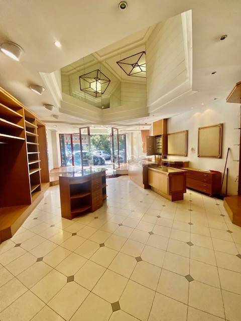 negozio in affitto a Roma