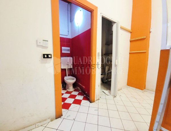 locale commerciale in affitto a Roma in zona Ostia