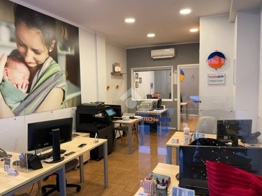 negozio in affitto a Roma in zona Pietralata