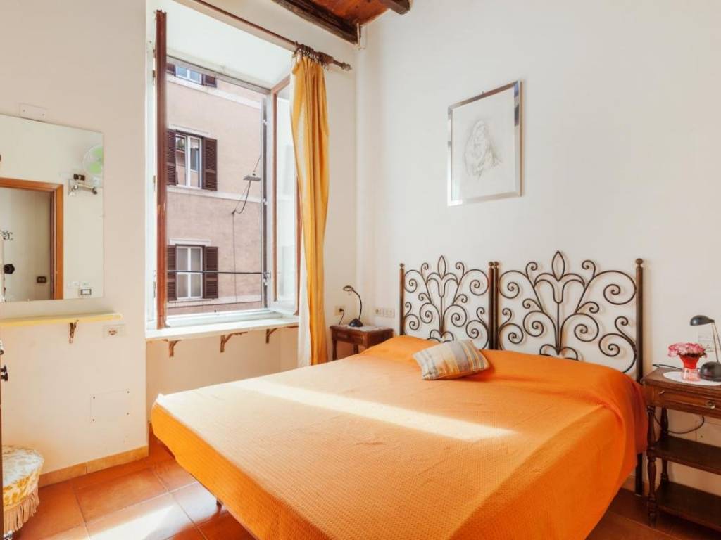 appartamento in affitto a Roma in zona Parione/Sant'Eustachio