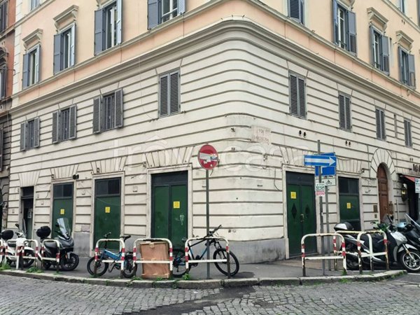 quadrivano in affitto a Roma in zona Ludovisi/Sallustiano
