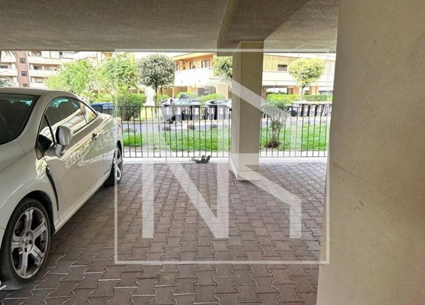 negozio in affitto a Roma in zona Ponte di Nona