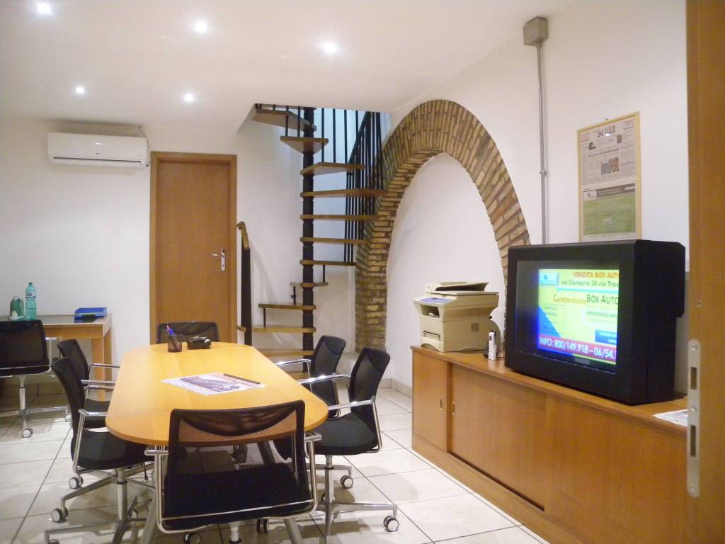 ufficio in affitto a Roma in zona Ostiense