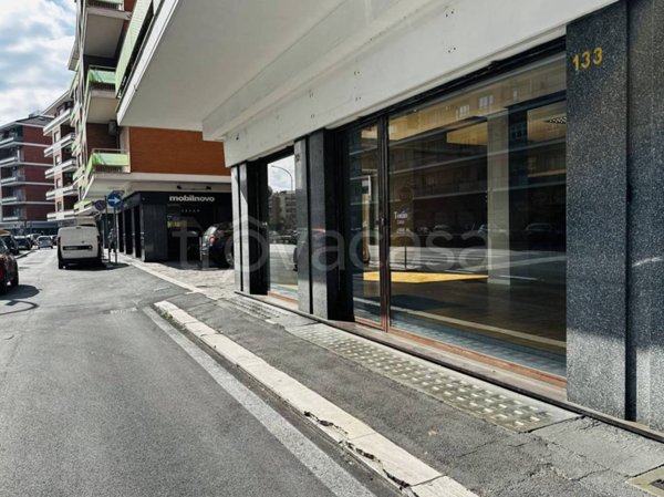 negozio in affitto a Roma in zona Aurelio