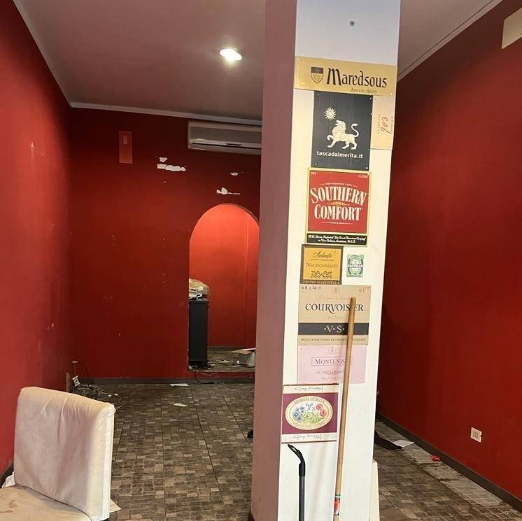negozio in affitto a Roma in zona Tuscolano