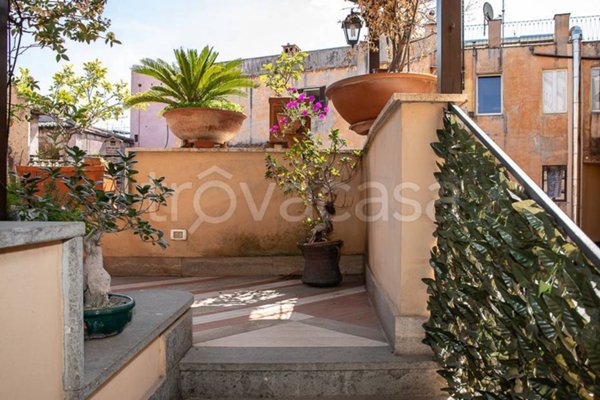 appartamento in affitto a Roma in zona Trastevere