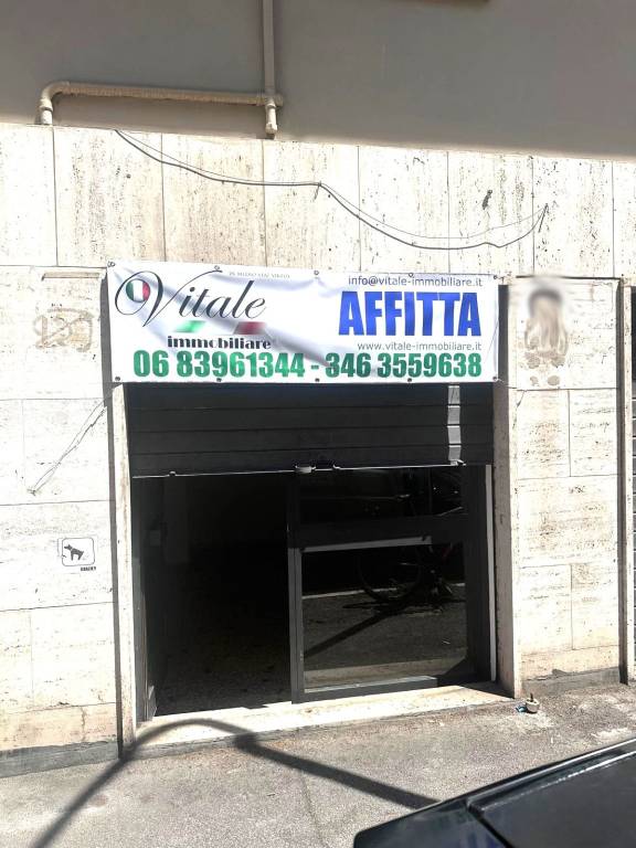 negozio in affitto a Roma in zona Portuense