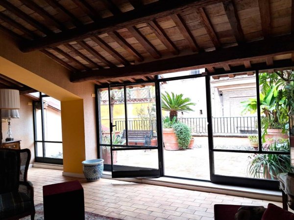 appartamento in affitto a Roma in zona Rione Monti/Campitelli