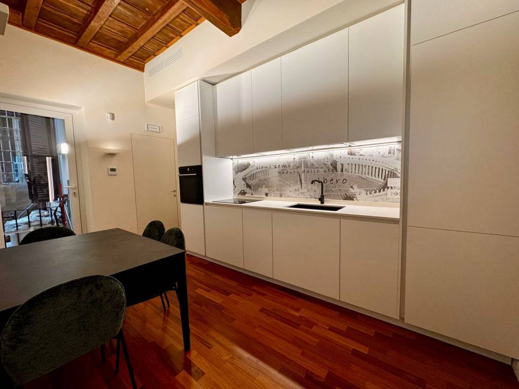 appartamento in affitto a Roma in zona Trevi-Colonna