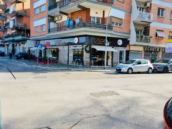 negozio in affitto a Roma in zona Pietralata