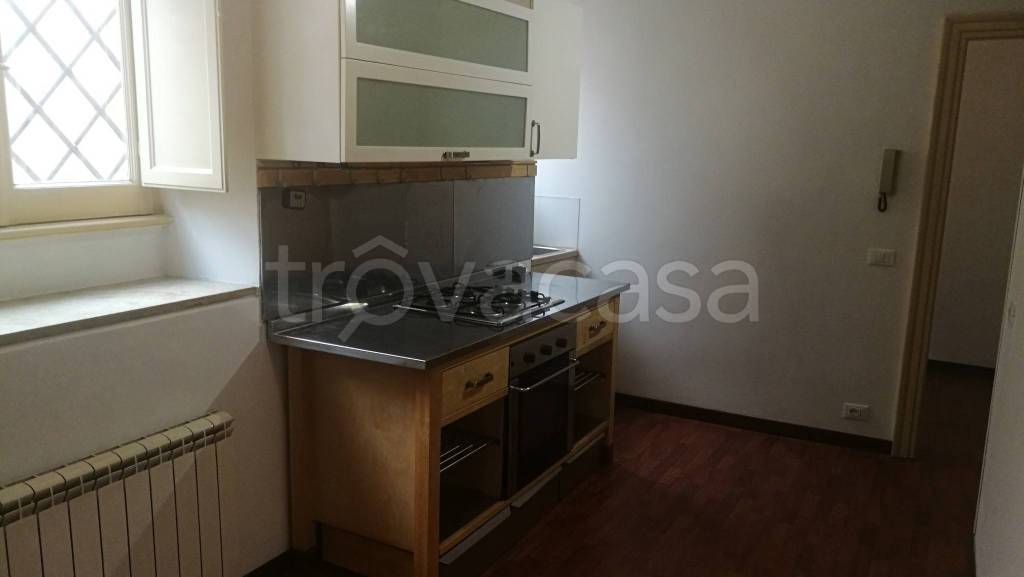 appartamento in affitto a Roma in zona Rione Regola