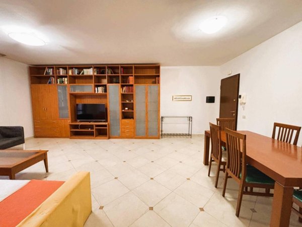 appartamento in affitto a Roma in zona Torre Angela