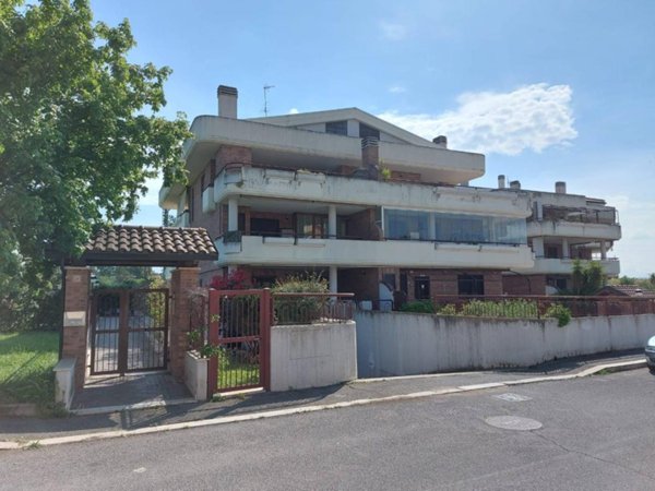 appartamento in affitto a Roma in zona Castelverde