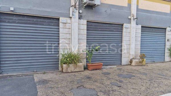 negozio in affitto a Roma in zona Ardeatino