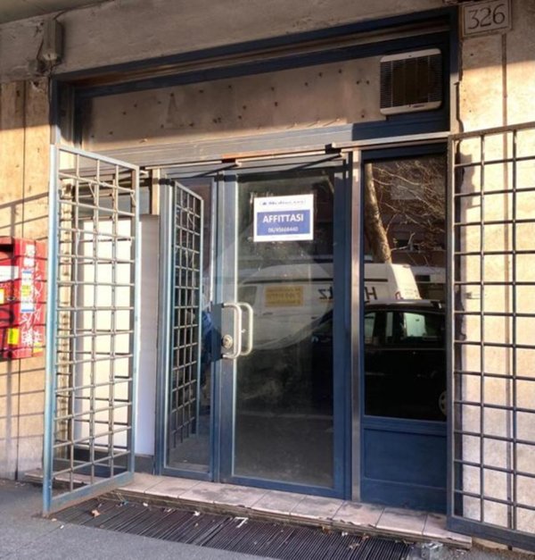 negozio in affitto a Roma in zona Aurelio