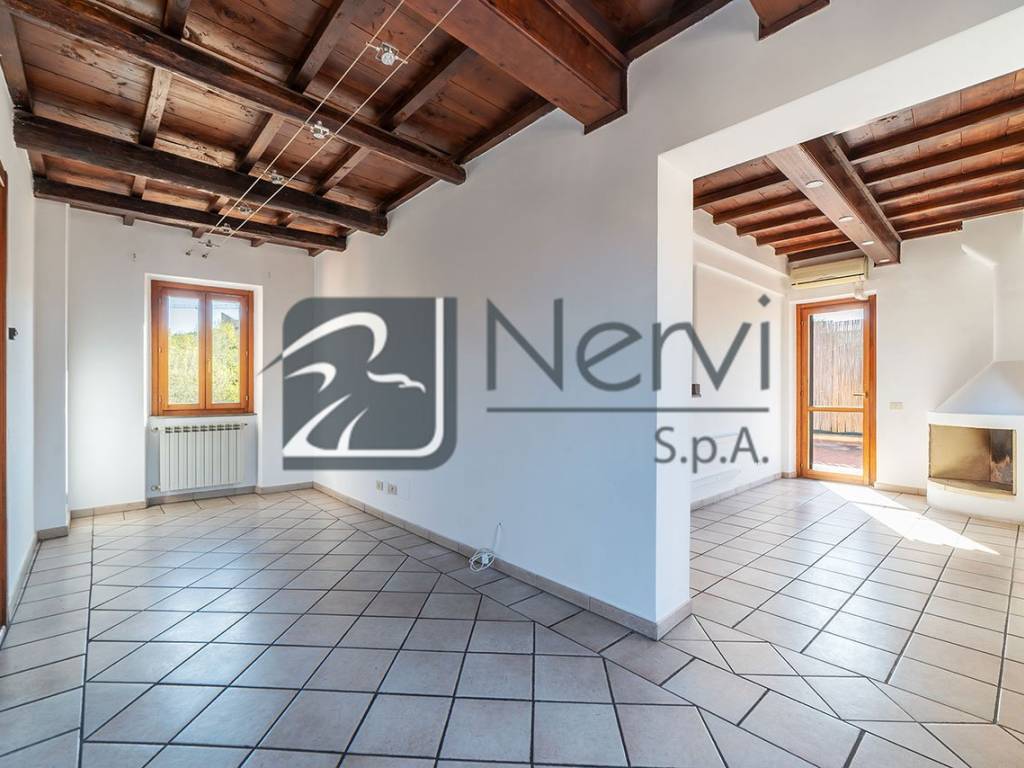 appartamento in affitto a Roma in zona Trevi-Colonna