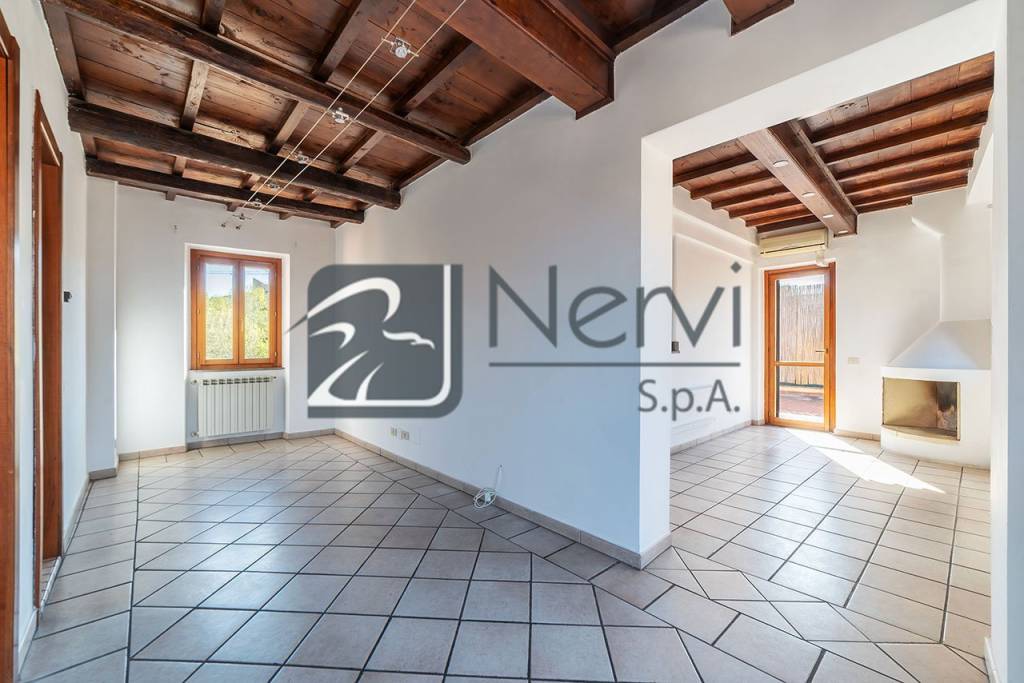 appartamento in affitto a Roma in zona Trevi-Colonna
