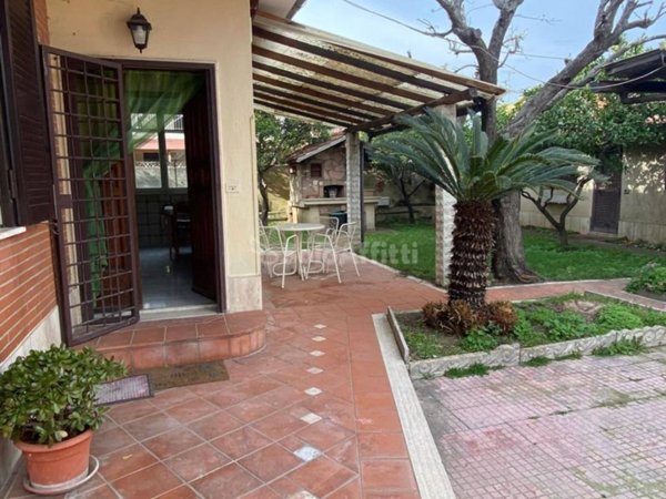 appartamento in affitto a Roma in zona Acilia