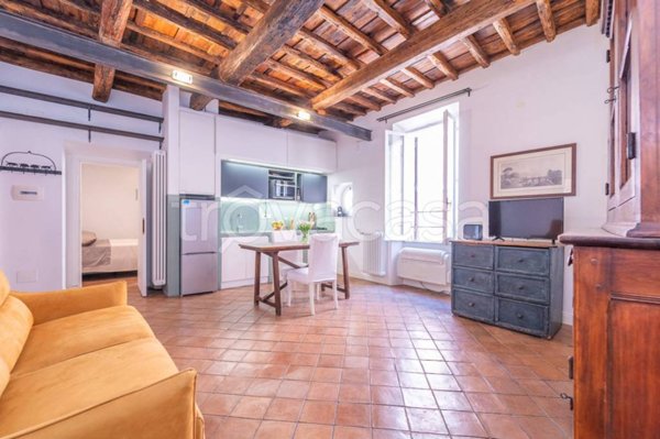 appartamento in affitto a Roma in zona Pigna - Sant'Angelo