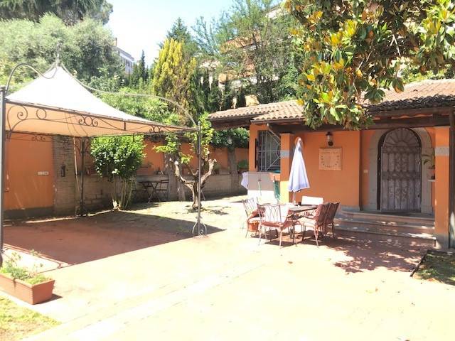 casa indipendente in affitto a Roma in zona Tor di Quinto