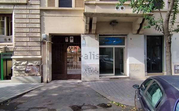 locale commerciale in affitto a Roma in zona Appio Latino