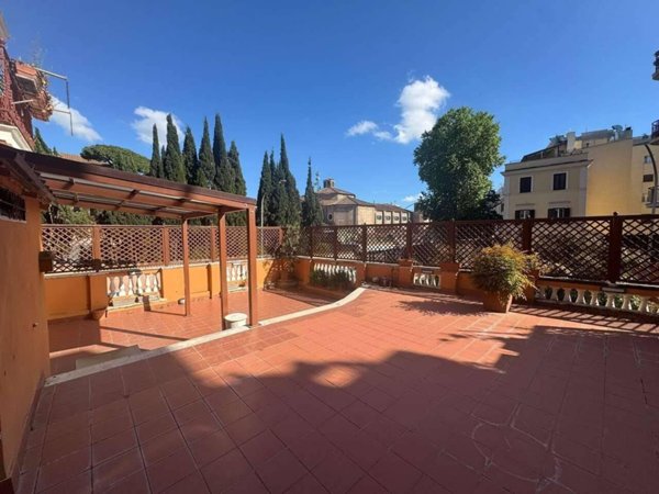 appartamento in affitto a Roma in zona Celio
