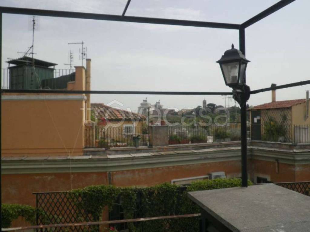 appartamento in affitto a Roma in zona Trastevere