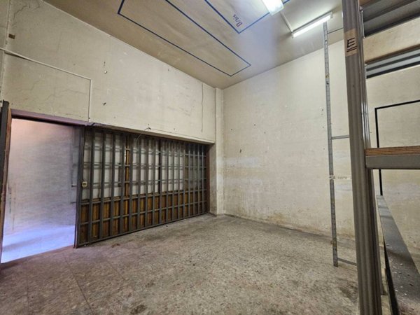negozio in affitto a Roma in zona Campo Marzio