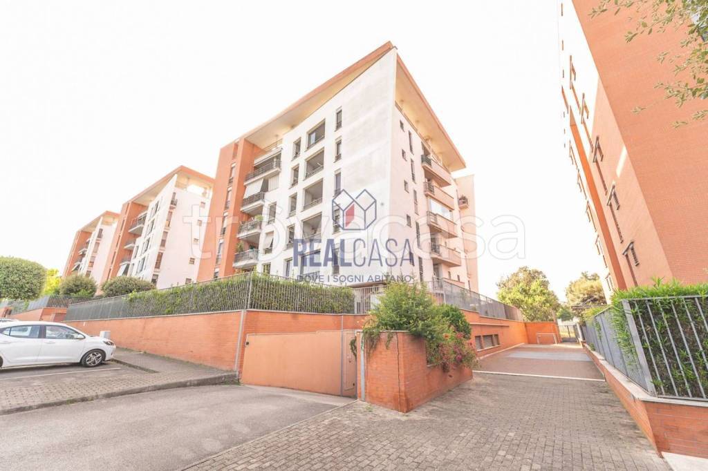 appartamento in affitto a Roma in zona Torre Angela