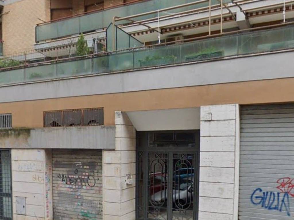 negozio in affitto a Roma in zona Pietralata