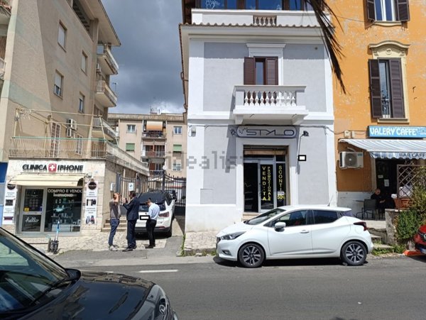 locale commerciale in affitto a Roma in zona Tor Sapienza
