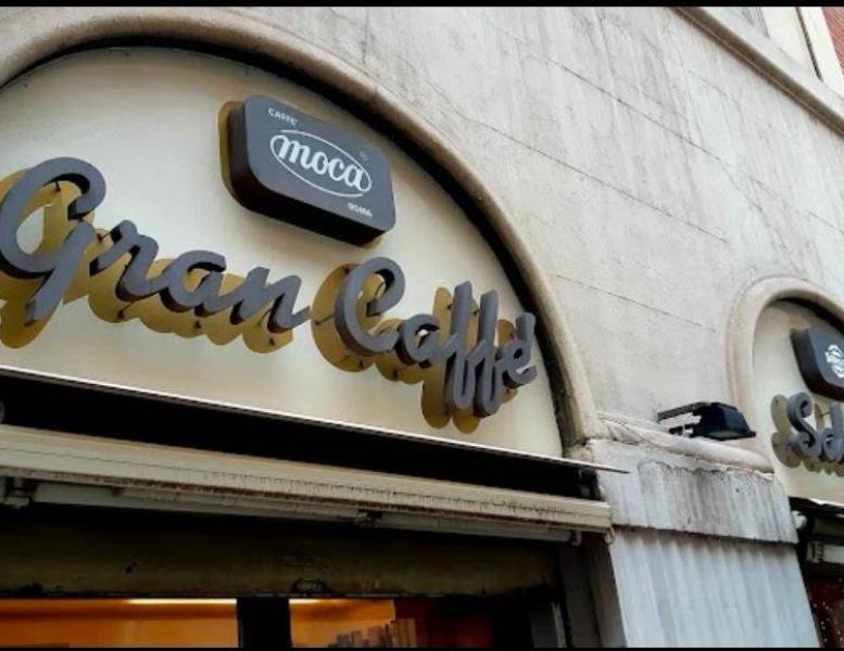 negozio in affitto a Roma in zona Ludovisi/Sallustiano