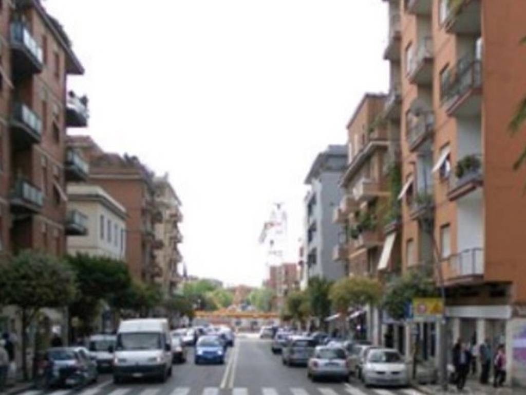 negozio in affitto a Roma in zona Prenestino-Centocelle