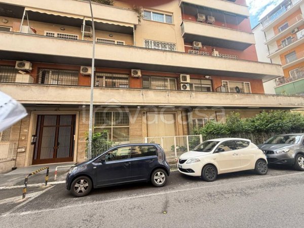 trivano in affitto a Roma in zona Don Bosco