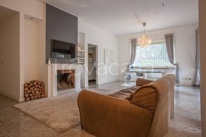 appartamento in affitto a Roma in zona EUR