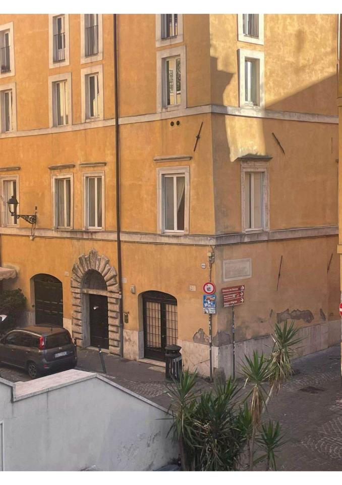 appartamento in affitto a Roma in zona Parione/Sant'Eustachio