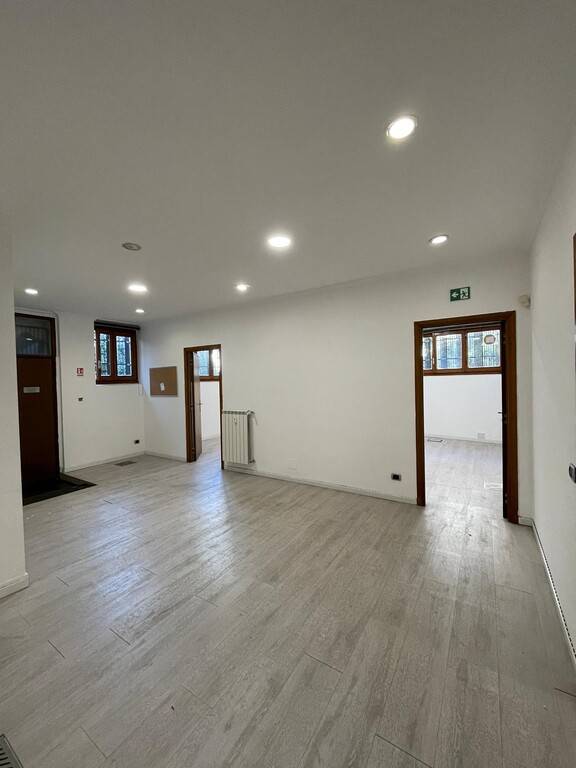 ufficio in affitto a Roma in zona Giuliano Dalmata