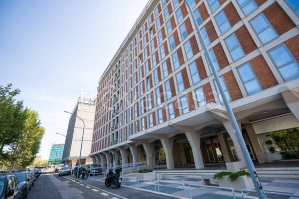 negozio in affitto a Roma in zona EUR