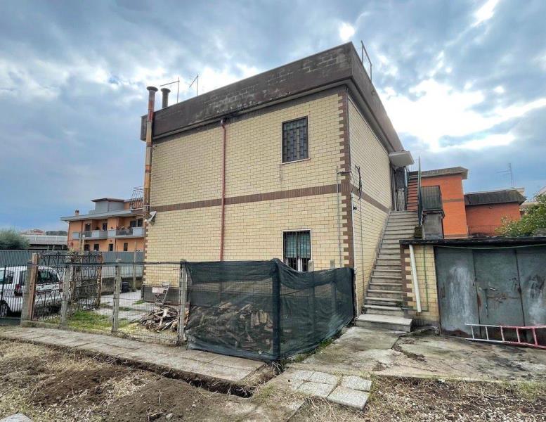 appartamento in affitto a Roma in zona Tor Bella Monaca