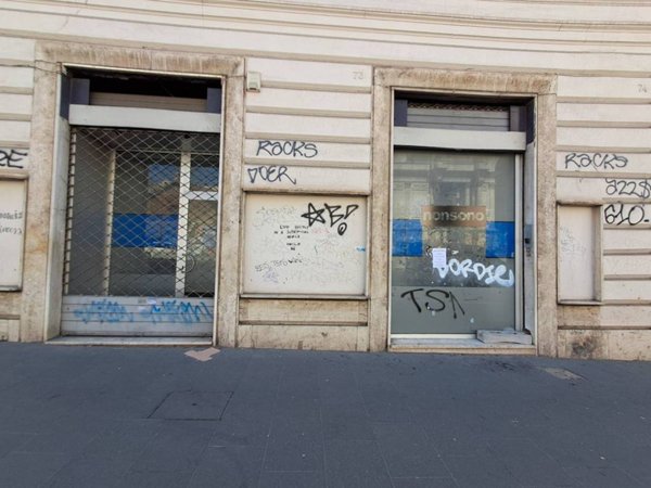 negozio in affitto a Roma in zona Rione Monti/Campitelli