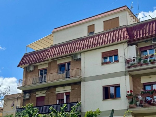 appartamento in affitto a Roma in zona Tomba di Nerone