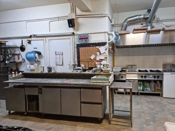 negozio in affitto a Roma