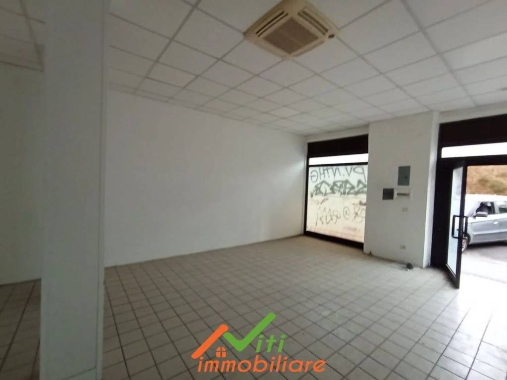 negozio in affitto a Roma in zona Tiburtino