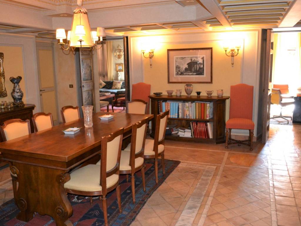 appartamento in affitto a Roma in zona Pigna - Sant'Angelo