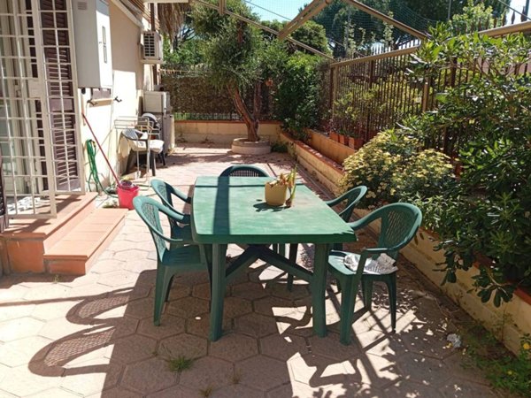 appartamento in affitto a Roma in zona Torre Angela