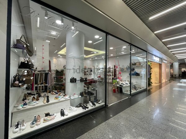 locale commerciale in affitto a Roma in zona Gianicolense